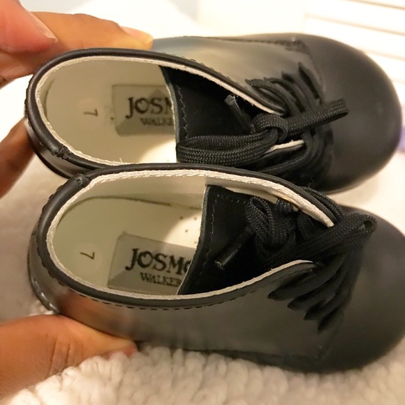 Toddler Walking Shoes - Picture 5 of 6